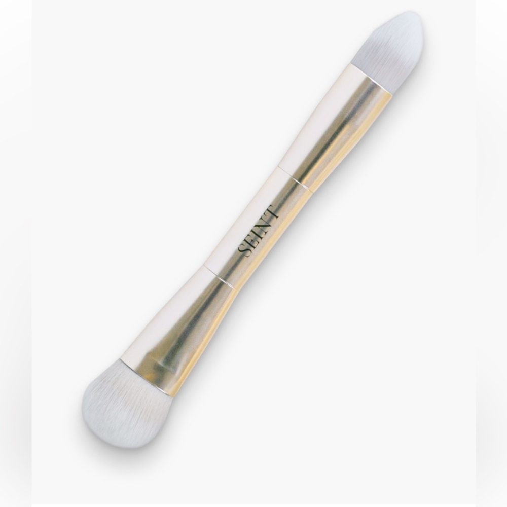 Seint IIID brush brand new never used